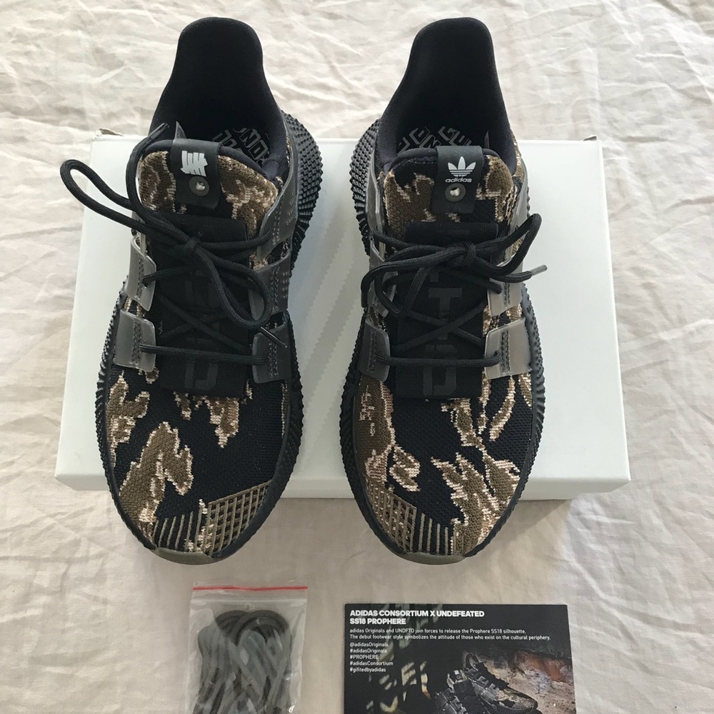 Brand new ADIDAS CONSORTIUM X UNDFTD PROPHERE